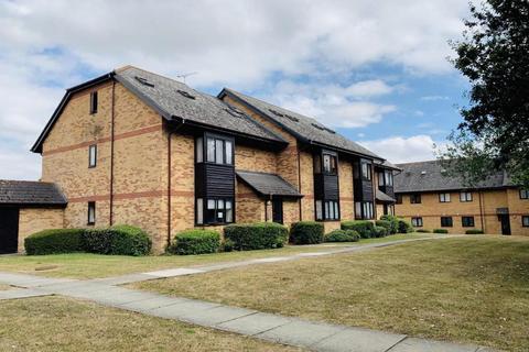 2 bedroom flat to rent, Cavendish Gardens, Chelmsford, CM2