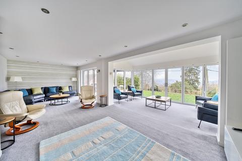 undefined, Randwick, Gloucestershire GL6