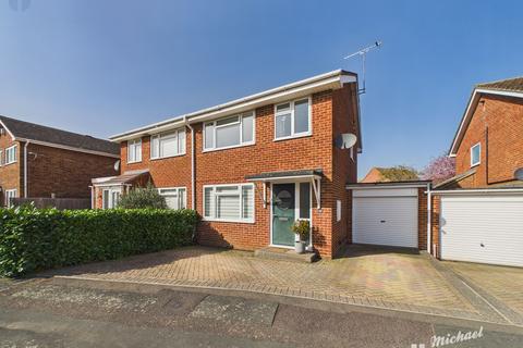 3 bedroom semi-detached house for sale, Ramworth Way, Aylesbury