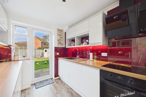 3 bedroom semi-detached house for sale, Ramworth Way, Aylesbury