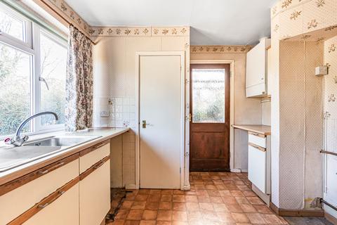 undefined, Lilley LU2