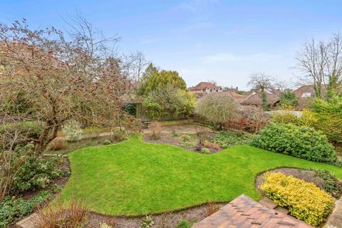 undefined, Windmill Hill, Princes Risborough HP27