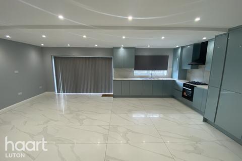 undefined, Rockley Road, LUTON