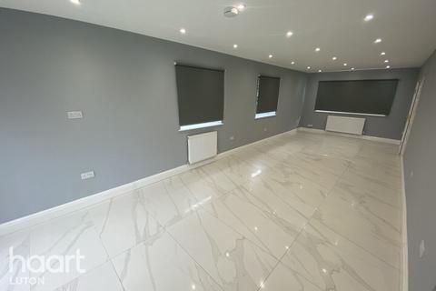 undefined, Rockley Road, LUTON