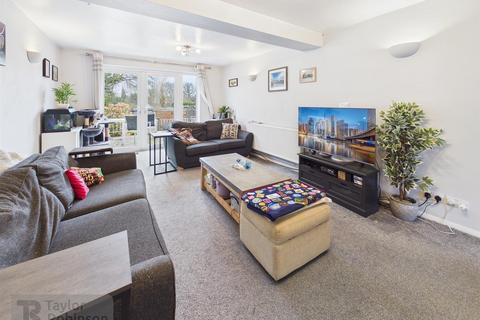undefined, Long Close, Pound Hill, Crawley