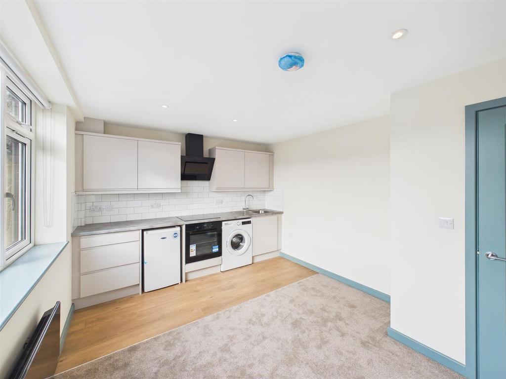 Living Room/Kitchen