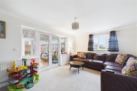 4 bedroom semi-detached house for sale, Eagle Way, Bracknell, Berkshire, RG12