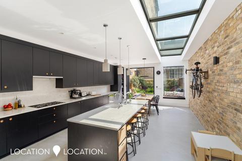 undefined, Leswin Road, London, N16