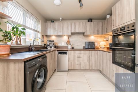 3 bedroom detached house for sale, Cranbrook, Exeter EX5