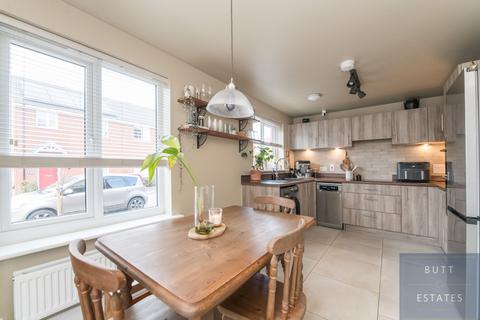 3 bedroom detached house for sale, Cranbrook, Exeter EX5