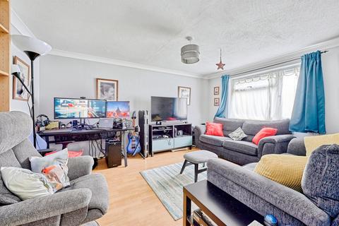 3 bedroom terraced house for sale, Goddard Way, Saffron Walden