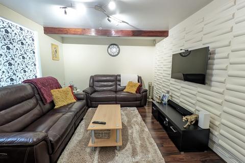 3 bedroom terraced house for sale, Hunters Grove, Hayes, Greater London, UB3