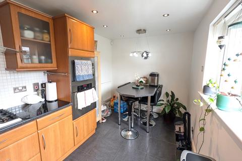 3 bedroom terraced house for sale, Hunters Grove, Hayes, Greater London, UB3