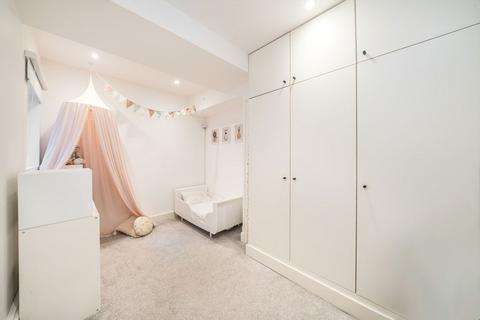 2 bedroom flat to rent, Parkville Road, London SW6
