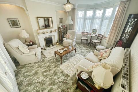 3 bedroom terraced house for sale, Parcau Road, Bridgend, CF31
