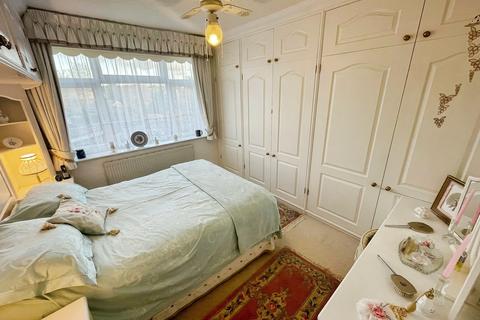 3 bedroom terraced house for sale, Parcau Road, Bridgend, CF31