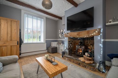 2 bedroom terraced house for sale, Grayshon Street, Drighlington