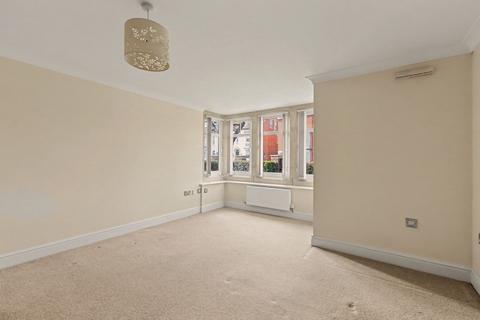2 bedroom flat for sale, Shipston Road, Stratford-Upon-Avon CV37