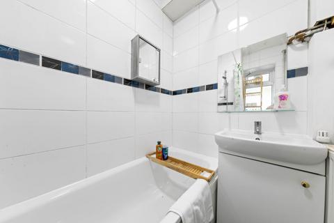 1 bedroom flat to rent, Lansdowne Way, London