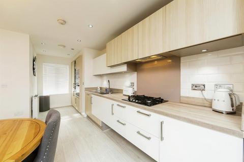 3 bedroom semi-detached house for sale, Green Shank Drive, Mexborough