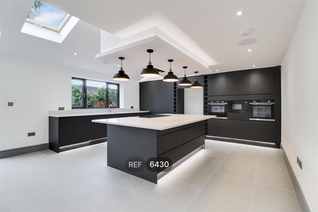 Kitchen/Living area