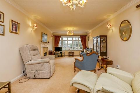 3 bedroom detached bungalow for sale, Shireoaks Road, Shireoaks, Worksop