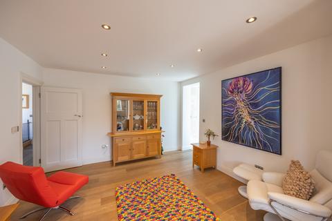 5 bedroom detached house for sale, Pleinheaume Road, Vale, Guernsey