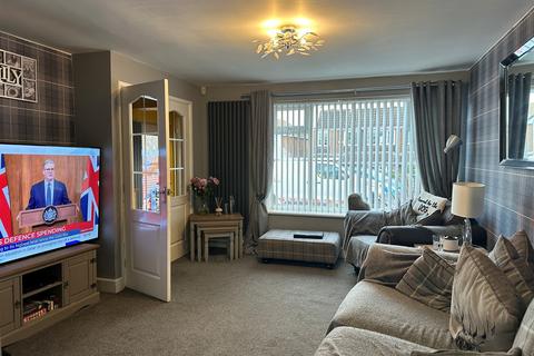 3 bedroom detached house for sale, Derwent Drive, Chapeltown, Sheffield