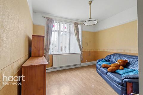 4 bedroom semi-detached house for sale, Ruth Road, Pontypool