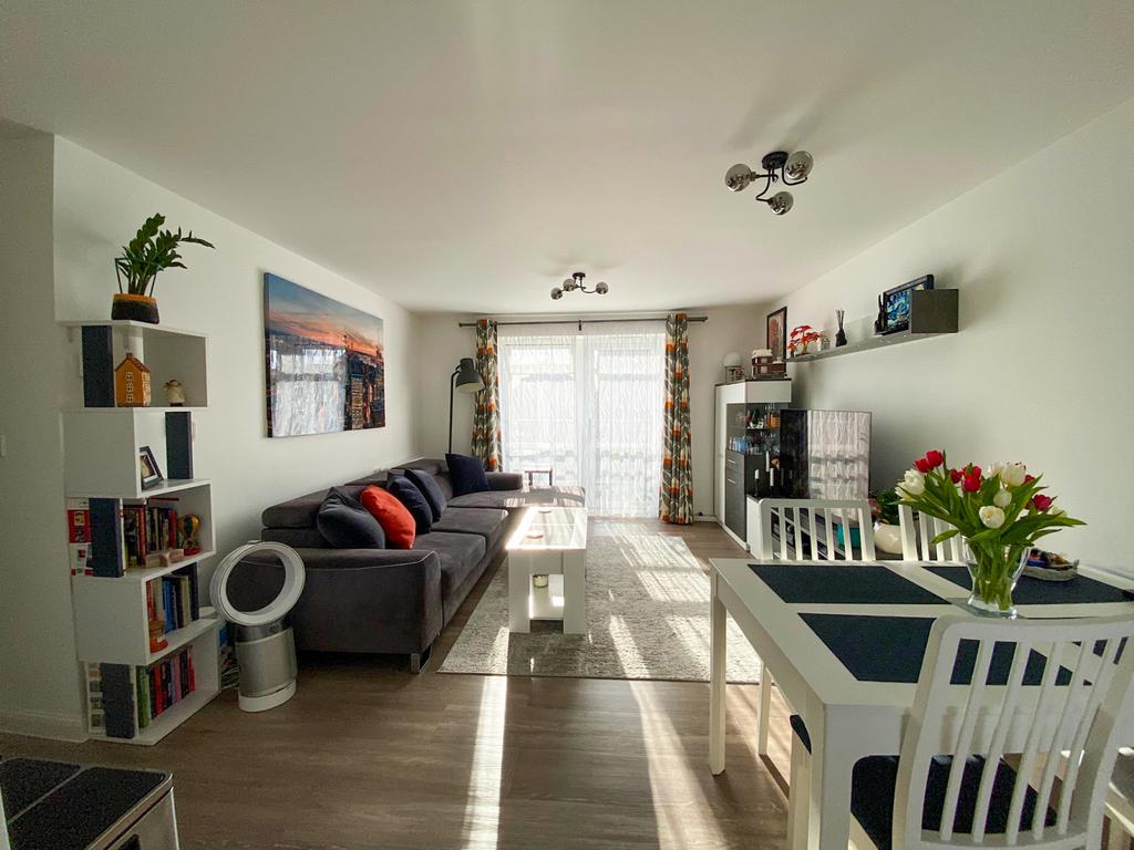 Kitchen-Dining Area