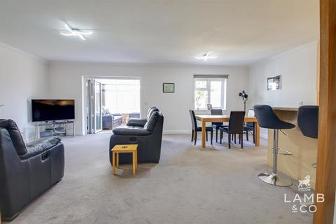 undefined, Highlands Grove, Clacton-On-Sea CO15
