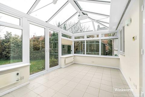 2 bedroom bungalow for sale, Ferrard Close, Ascot, Berkshire, SL5