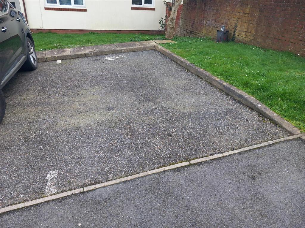 39 Geneva parking.jpg