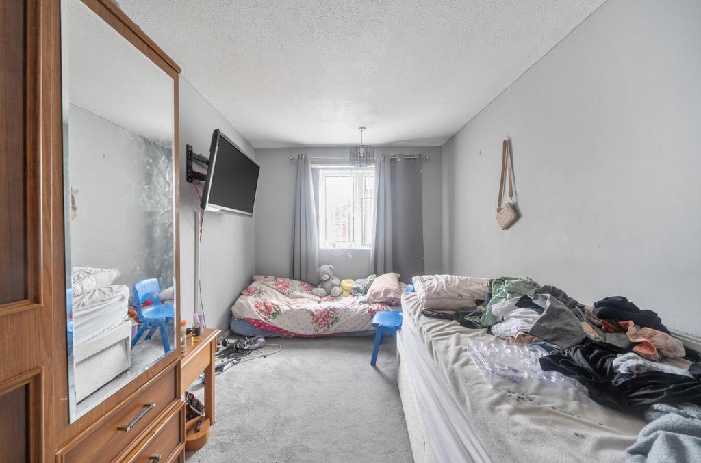 1420902-8-69a9c46...