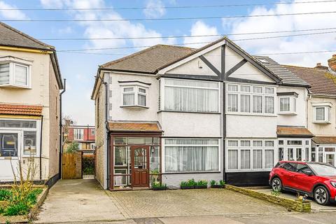 3 bedroom house for sale, Middleton Avenue, Chingford