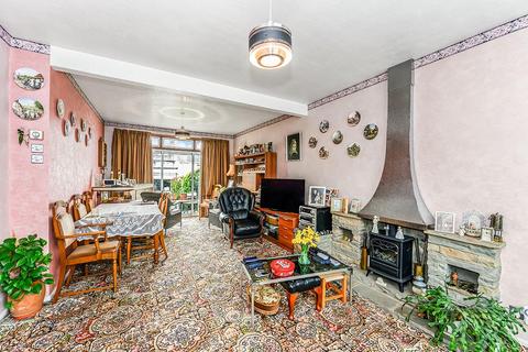 3 bedroom house for sale, Middleton Avenue, Chingford