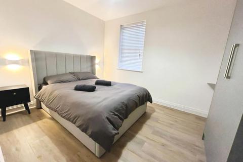 undefined, Uxbridge Road, Hanwell