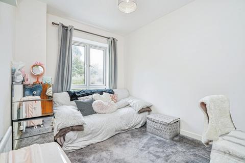 undefined, 11 Tudor Way, Leeds, LS11
