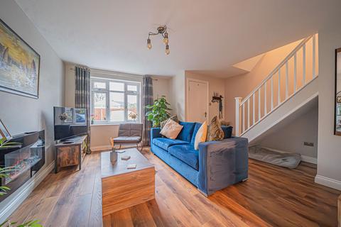 3 bedroom semi-detached house for sale, Deanbrook Close, Shirley, B90