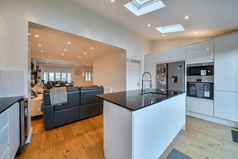 4 bedroom end of terrace house for sale, Clauson Avenue, Northolt