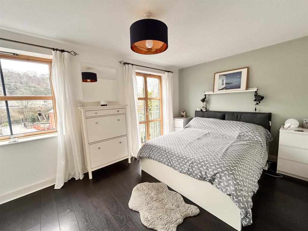 Bedroom 2.jpg