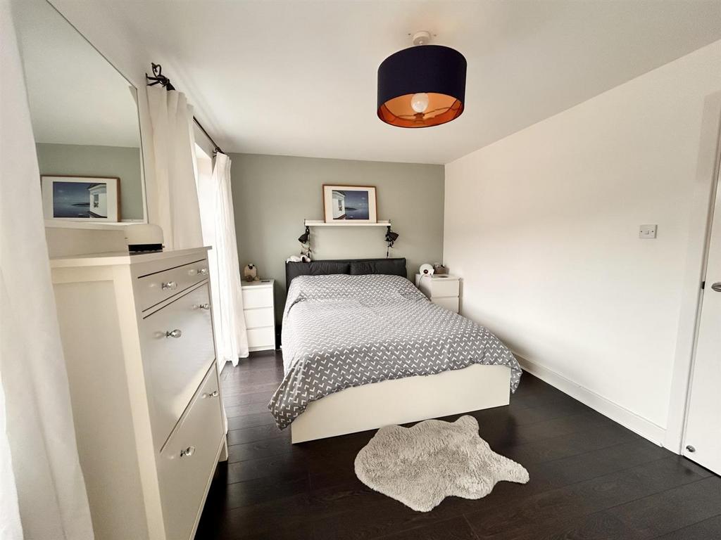 Bedroom 2.3.jpg
