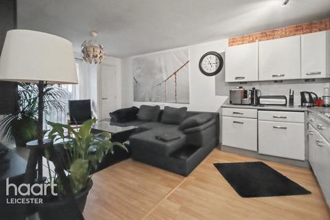 2 bedroom apartment for sale, Fosse Close, Leicester