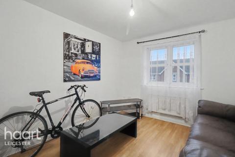 2 bedroom apartment for sale, Fosse Close, Leicester