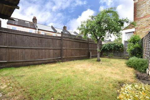 2 bedroom flat to rent, Ballina Street, London SE23