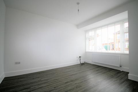 undefined, Queens Park Road, Romford, RM3