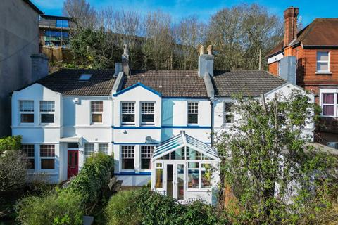 3 bedroom terraced house for sale, Millers Road, Brighton, BN1