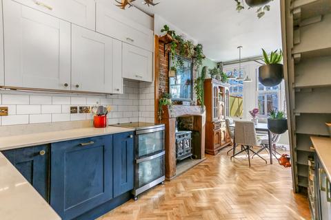 3 bedroom terraced house for sale, Millers Road, Brighton, BN1