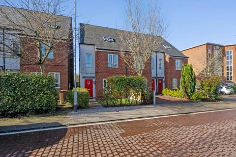 4 bedroom end of terrace house for sale, Sytchmill Way, Stoke-On-Trent ST6