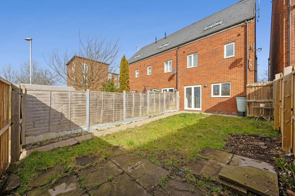 Rear Garden & Rear View